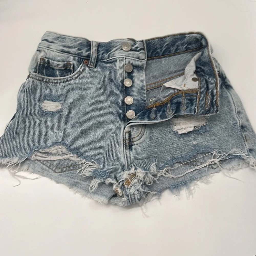 Pacsun High Rise Shorts - Picture 2 of 3